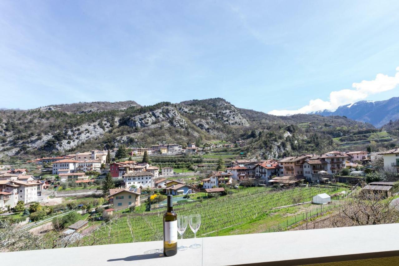 La Giostra Home Apartments Drena Esterno foto